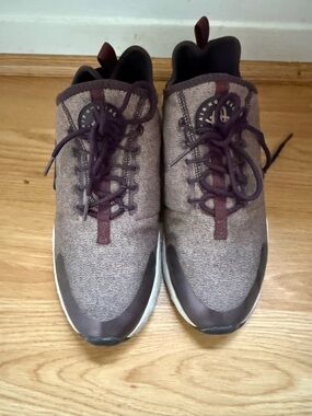 Nike Dark Plum and Brown Knit Lace-Up Sneakers